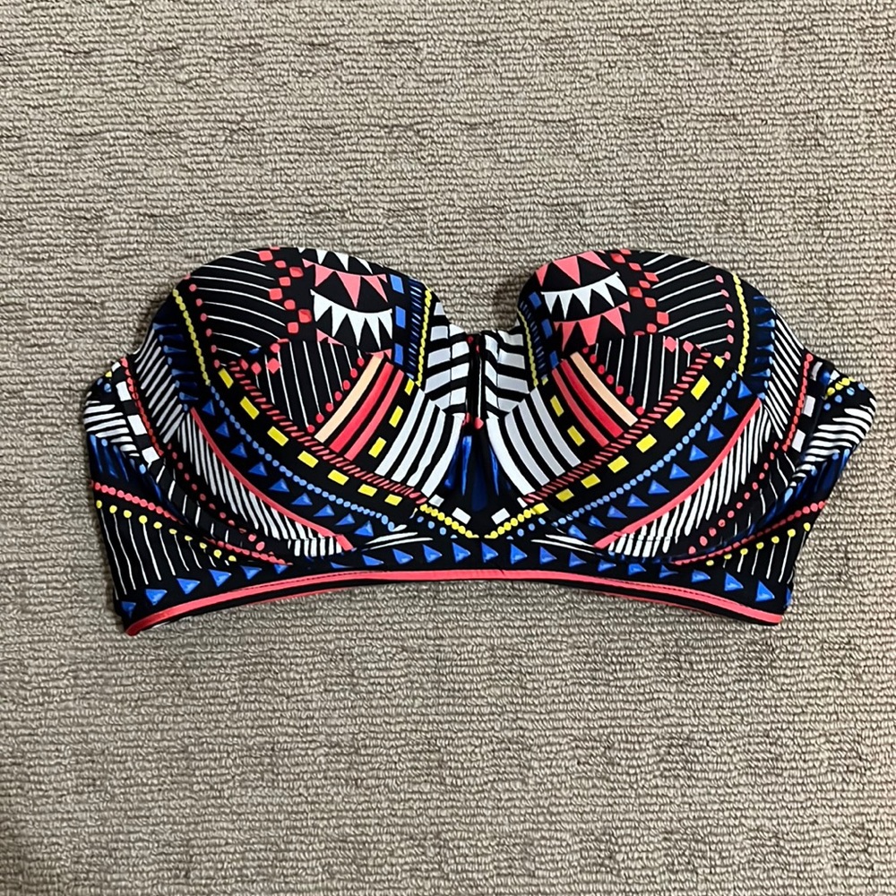 Bar III Multi-colored swim top - s